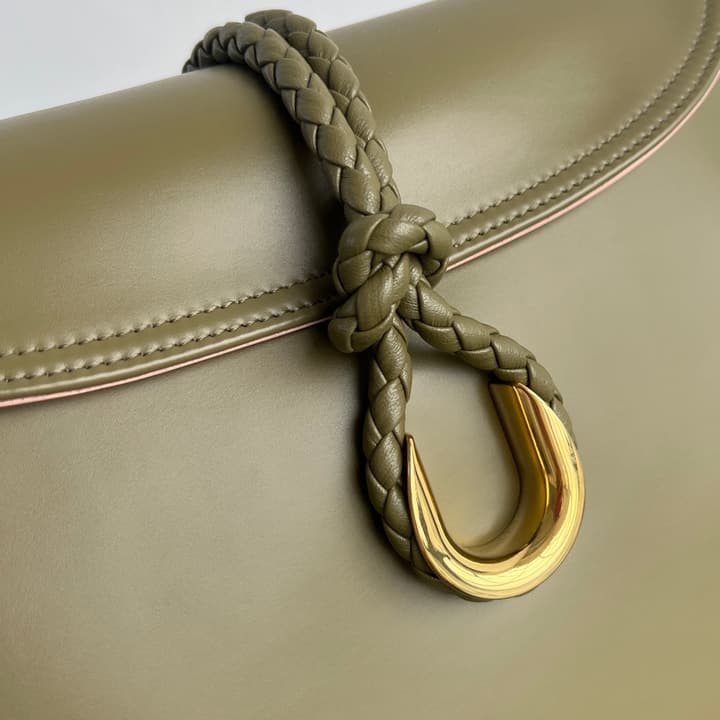 Bottega Veneta Medium Liberta Flap Crossbody Bag – Autumn/Winter Collection in Dark Espresso Brown