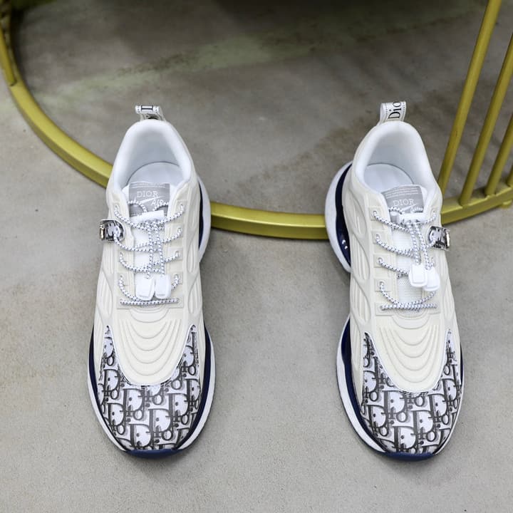Dior Men's Luxury Running Shoes in Off-white With Grey Pattern