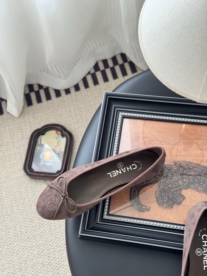 Chanel Classic Round Toe Ballet Flats in Dusty Rose With Bow