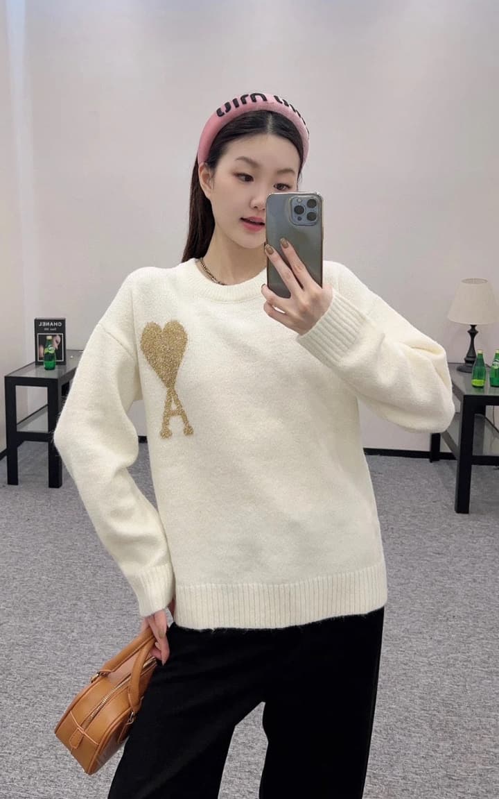 AMI Paris Gold Thread Heart Jacquard Sweater – 24FW Limited Edition in Off-white Gold Heart Knit