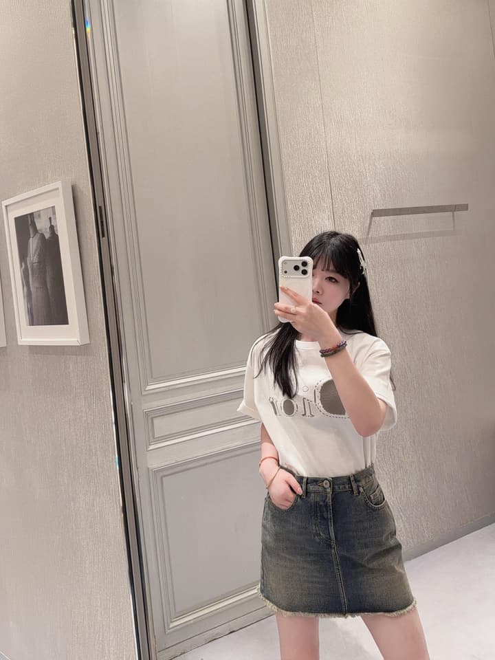 Dior Reverse Embroidered Loose Fit T-Shirt – Summer Collection 2026 in Black