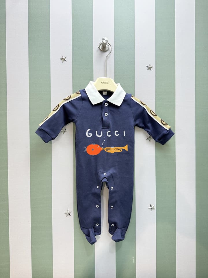 Gucci Collared Long Sleeve Baby Romper – 2025SS – Kids Collection in Navy Blue With White Collar