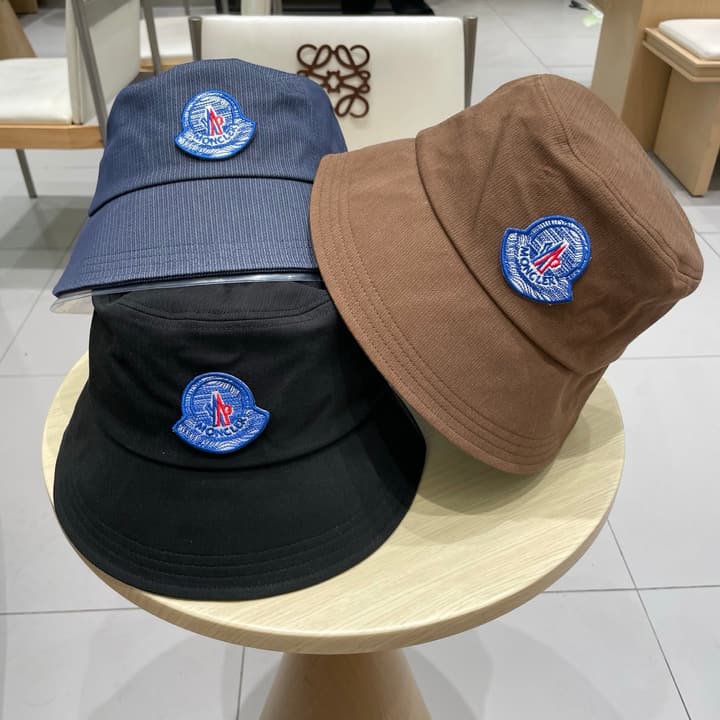 Moncler 2025 Autumn Bucket Hat in Black