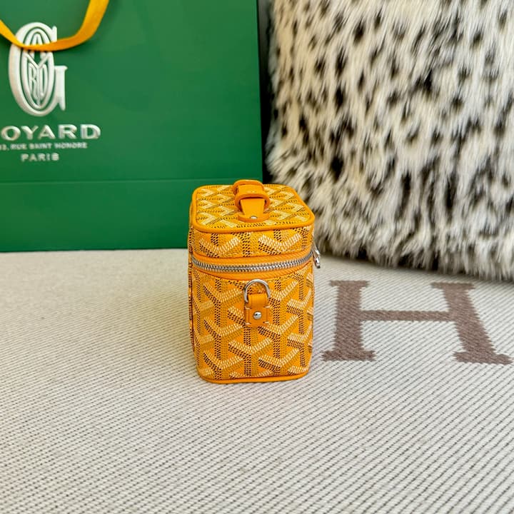 Goyard Muse Vanity Ultra Mini Cosmetic Bag in Blue
