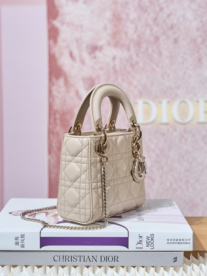 Dior Classic Lady Lambskin Handbag in Blush Pink