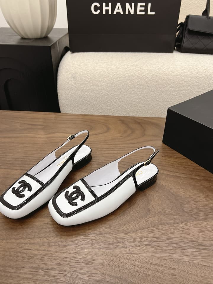 Chanel Leather Flats – 2026