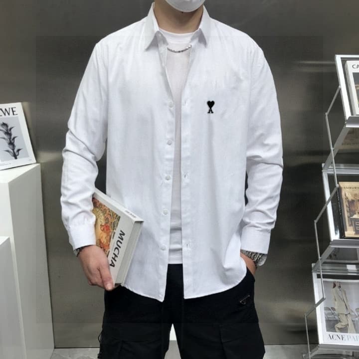 AMI Paris Ami de Coeur Long Sleeve Shirt – Autumn Collection in White Shirt / Black Heart