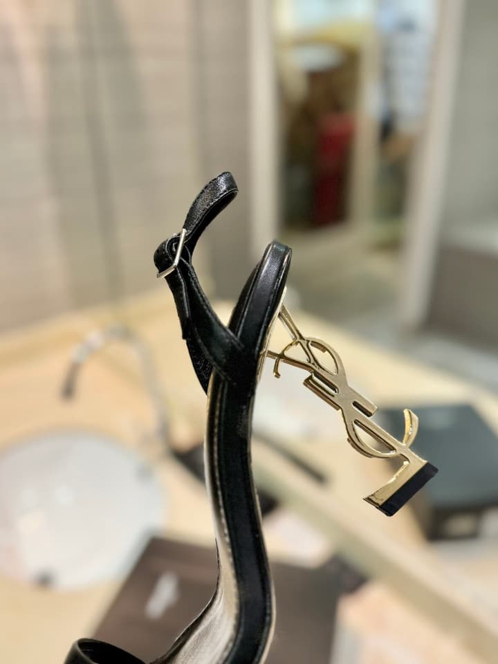Saint Laurent YSL Logo Heeled Sandals in Apricot Patent