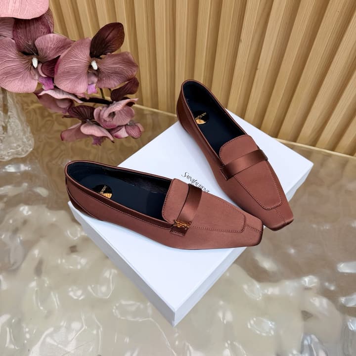 Saint Laurent Silk Chain Mules – Spring/Summer Collection – 26S in Beige