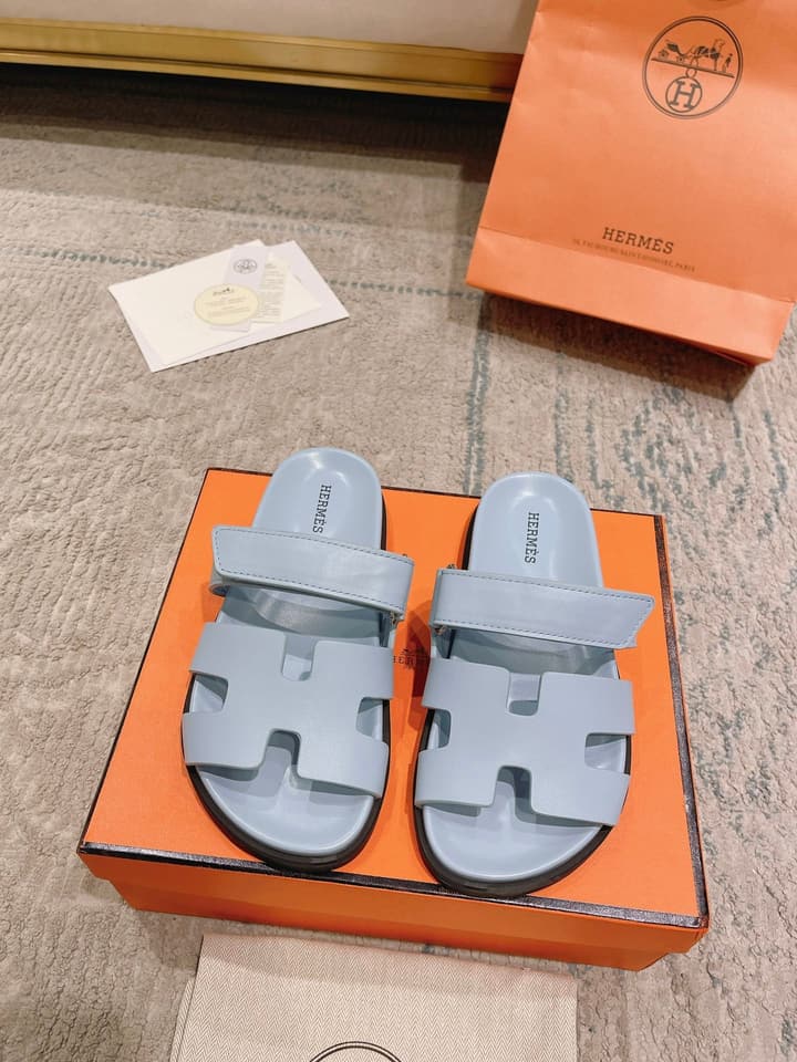 Hermès Chypre Slides – 2023SS Collection in Black And White
