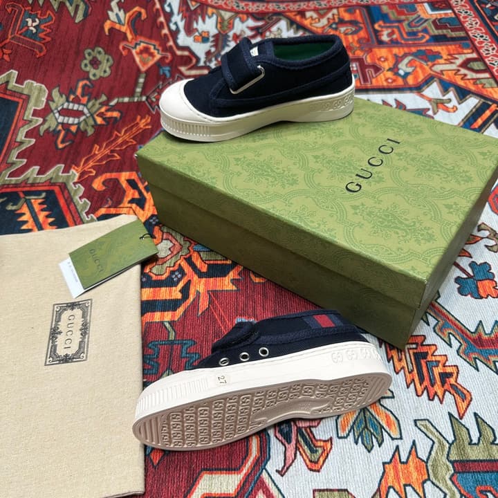 Gucci Kids Footwear – Kids Collection in Beige Plaid Slip-on