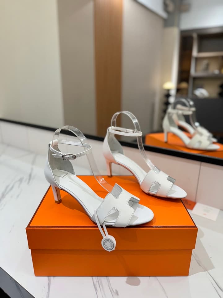 Hermès Classic Smooth Cowhide Heels – 6.5cm in All White