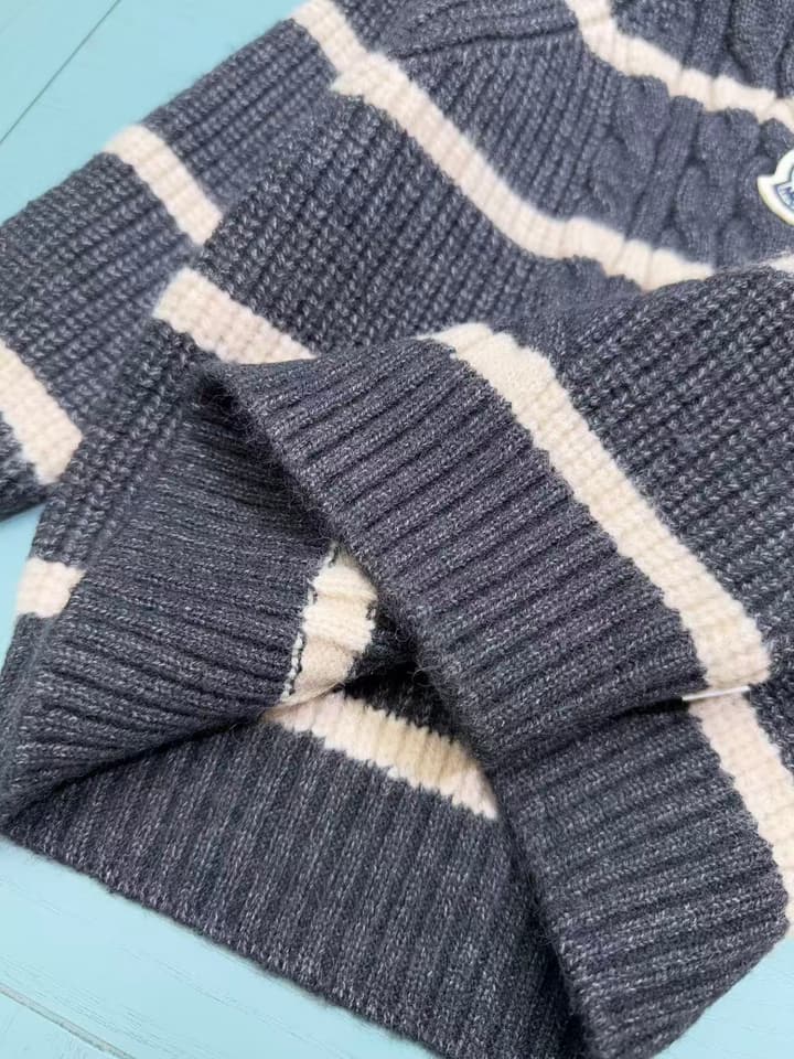 Moncler Classic Logo Kids Knit Sweater – 2025SS in Navy Blue And Cream Stripe
