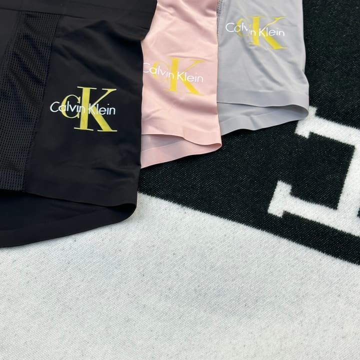 Calvin Klein Seamless Ice Silk Boxer Briefs Set
