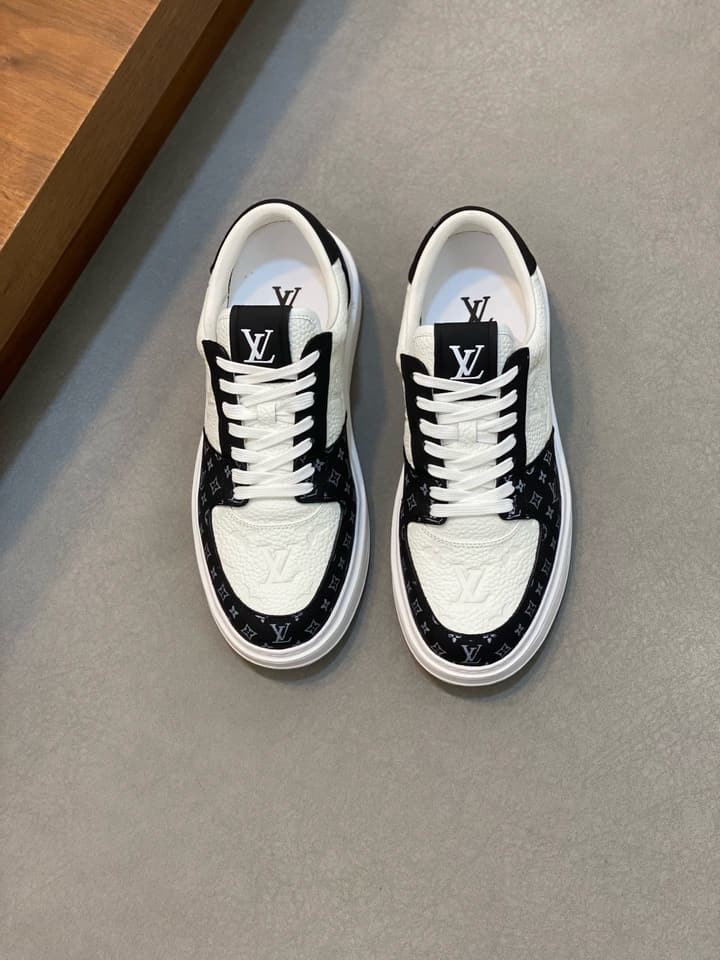 Louis Vuitton Nappa Leather Lightweight Sneakers in All White