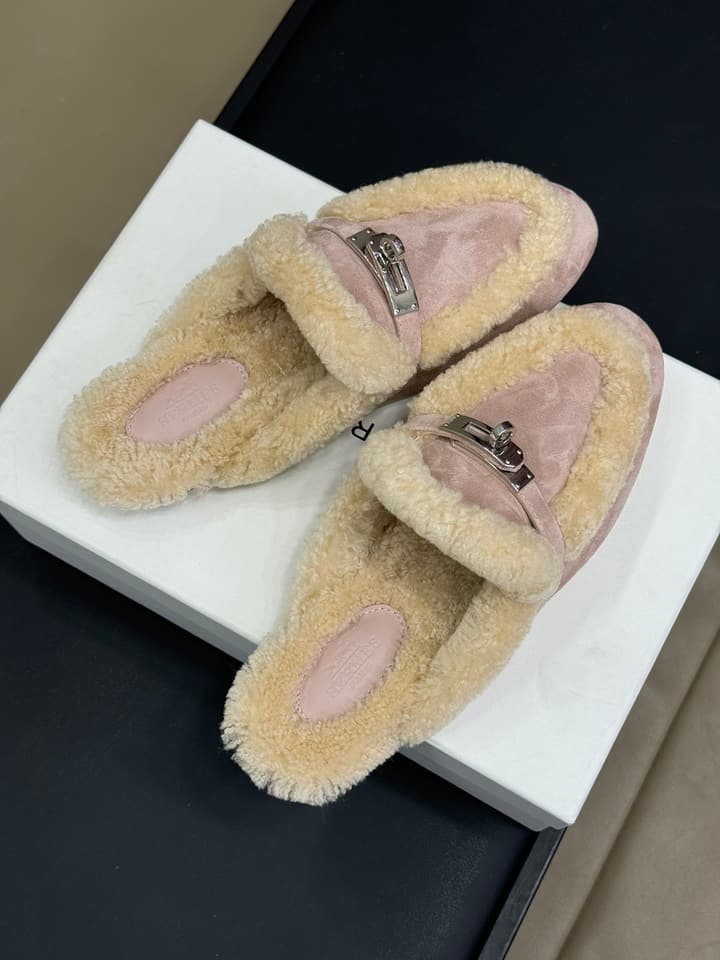 Hermès H Kelly Classic Mule Slippers – 24FW