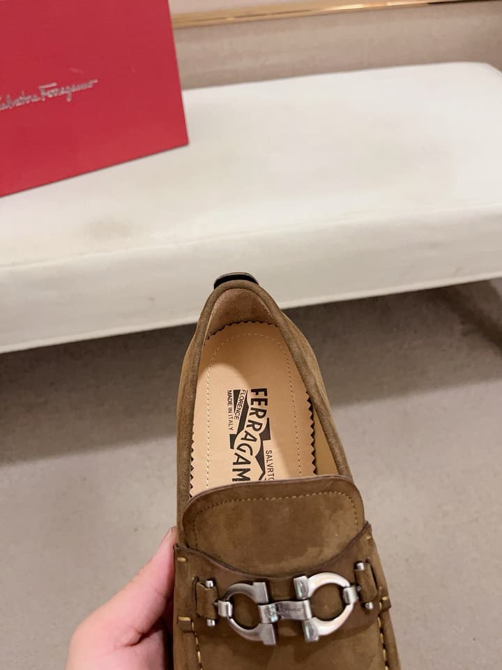 Ferragamo Driving Shoes in Shiny Black Leather