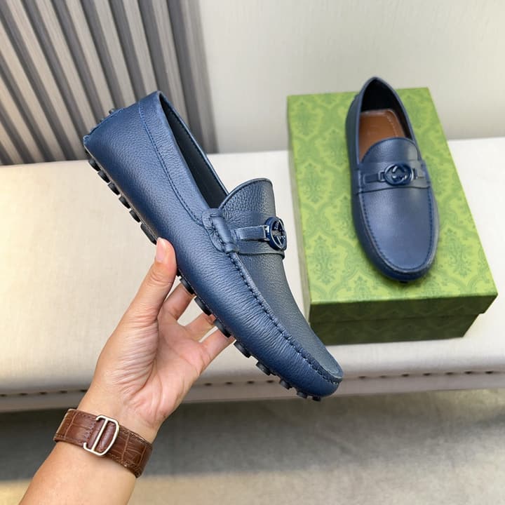 Gucci Premium Leather Loafers in Black Embossed Leather