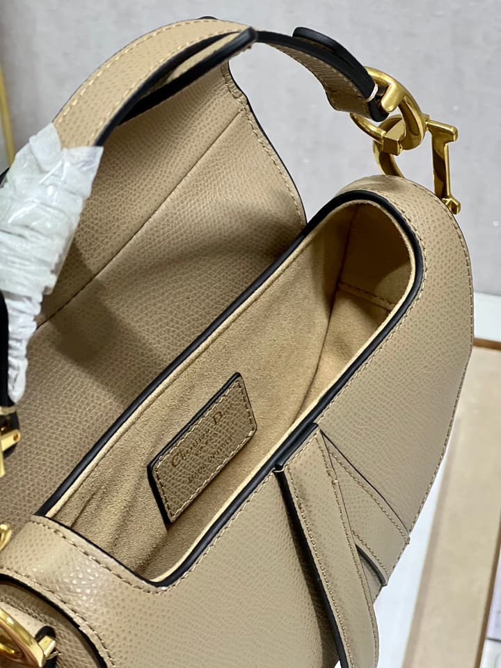 Dior Saddle Shoulder Bag in Black