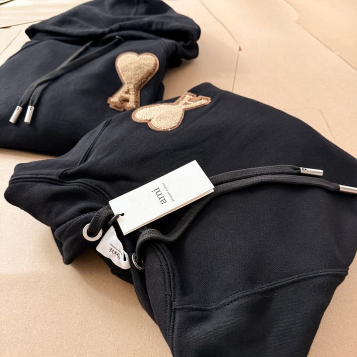 Ami Paris Towel Embroidered Heart Boxy Hoodie – 25FW in Classic Black
