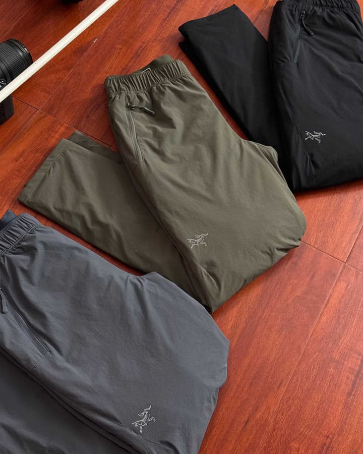 Arc'teryx TRAINING Series Windproof Down Trousers – Winter Collection in Black