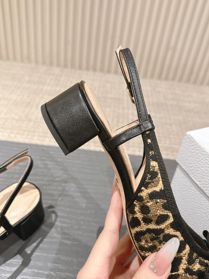 Dior Cannage Ballet Flats – 2024 Early Spring Haute Couture Collection in Leopard Print Mary Jane