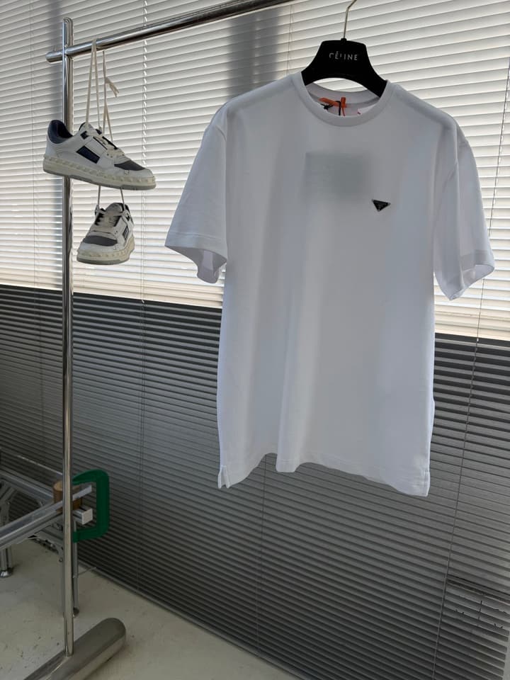 Prada Triangle Logo Short-Sleeve T-Shirt in Black
