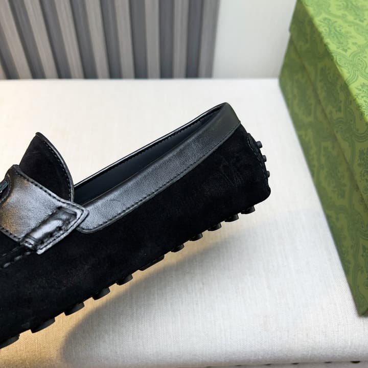 Gucci Premium Leather Loafers in Black Embossed Leather