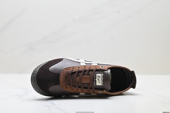 Onitsuka Tiger NIPPON MADE Mexico 66 Deluxe Sneakers in Dark Brown Leather With Off-white Stripes
