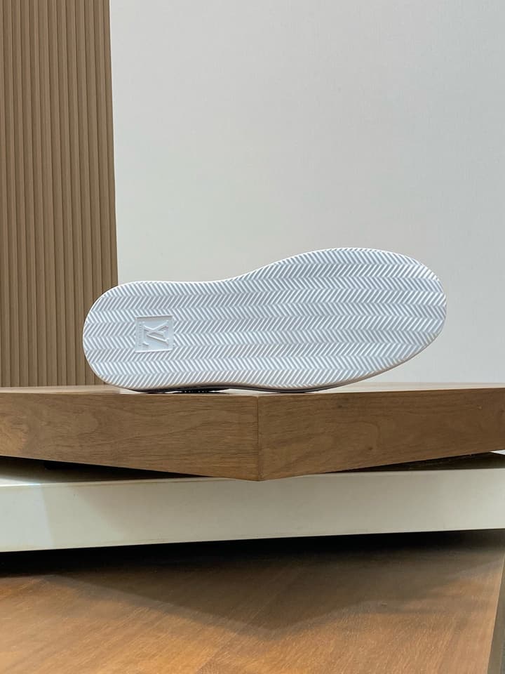 Louis Vuitton Nappa Leather Lightweight Sneakers in All White