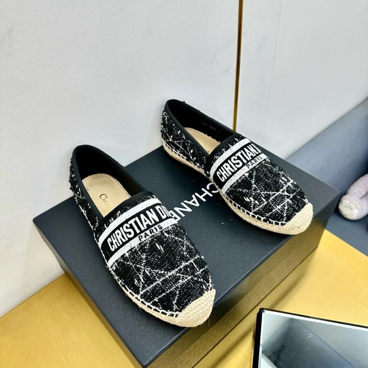 Dior Granville Embroidered Espadrille Flats in Beige/brown Oblique Pattern