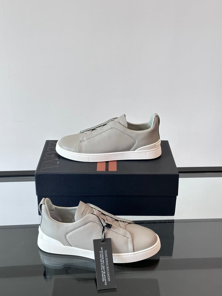 Zegna Men's Low-Top Leather Sneakers in Black & White