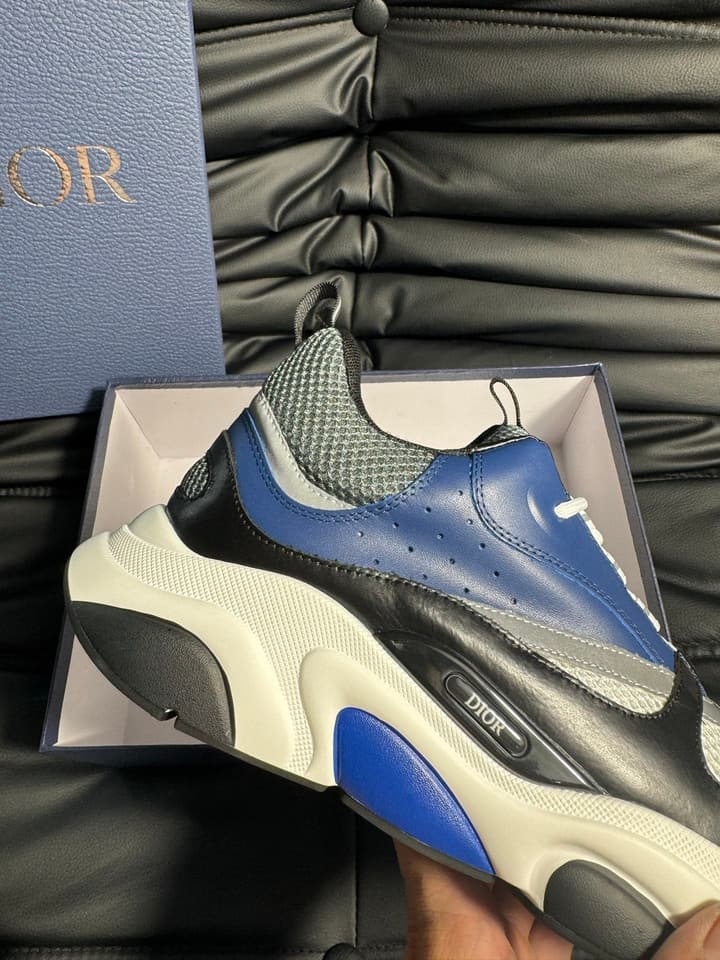 Dior B22 Calfskin Sneakers in Black