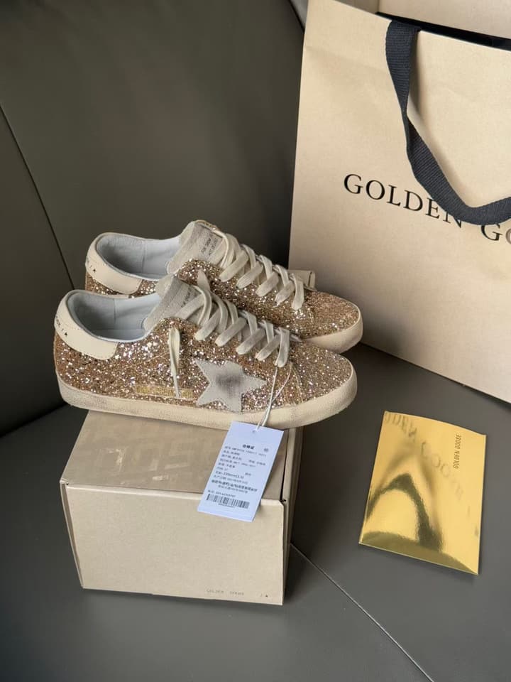 Golden Goose Superstar Sequined Sneakers – 2025 New Style in Sequined Gold Glitter