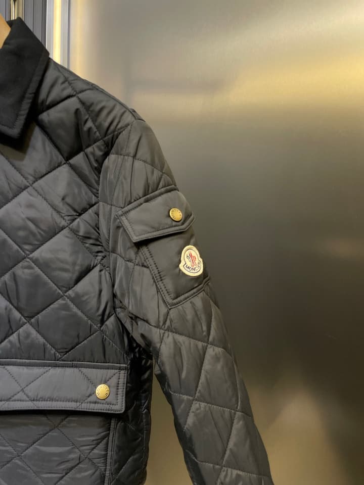 Moncler Quilted Padded Jacket – 2025 Collection in Black Quilted