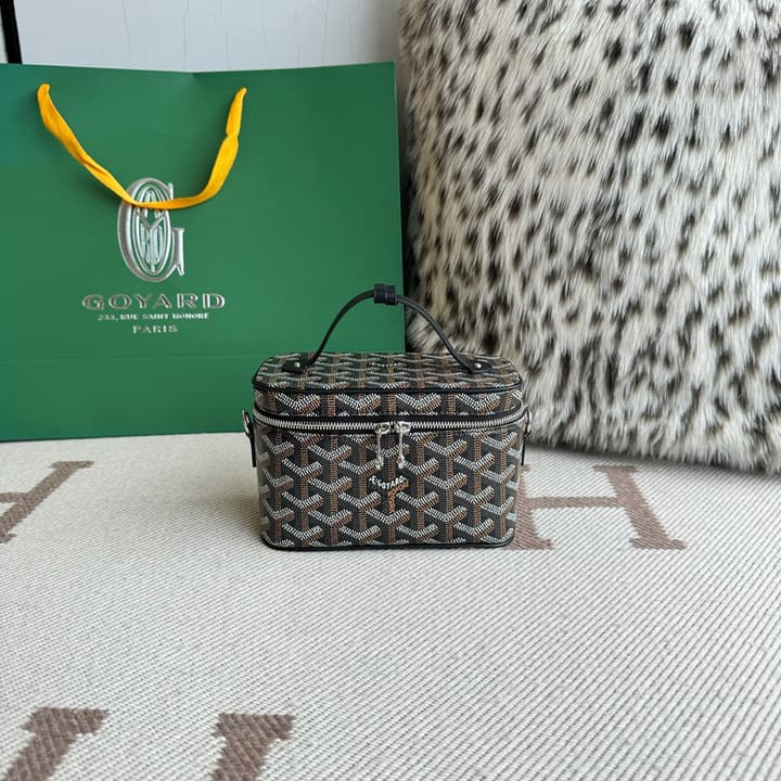 Goyard Muse Mini Vanity Case in Bright Orange Goyardine