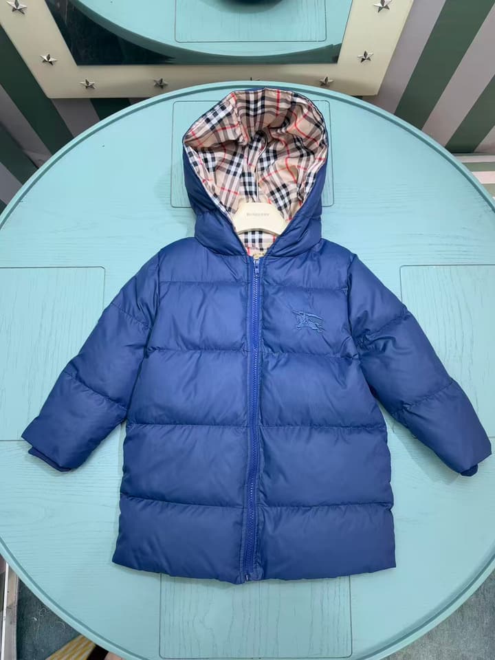 Burberry Classic Logo Puffer Jacket – Kids Collection – 2025SS in Deep Blue With Plaid Lining