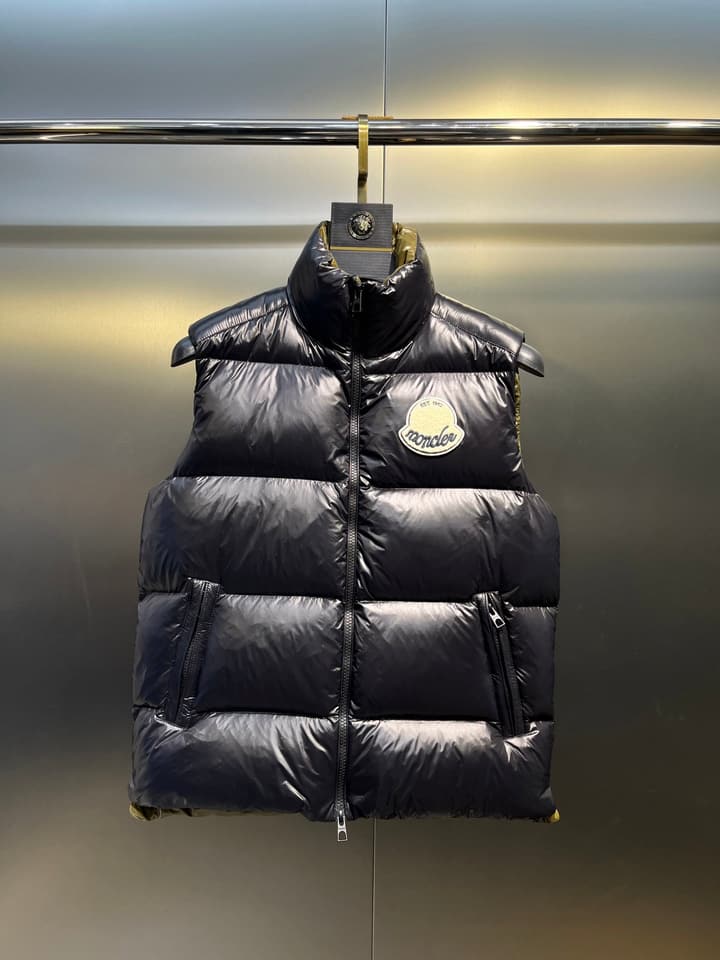 Moncler Lipsi Men's Down Vest – Early Autumn Collection in Black