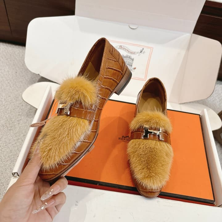 Hermès Mink Suede Loafers & Mules – Autumn/Winter Collection in Pale Tan Suede With Silver Hardware