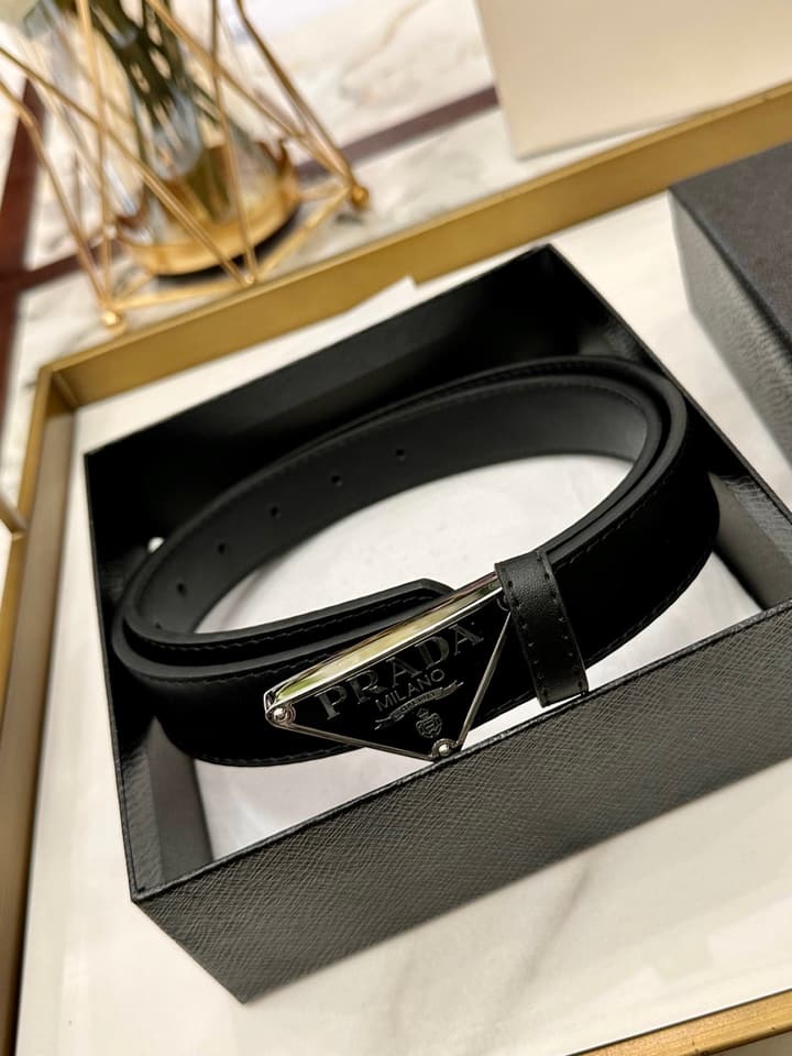 Prada Classic Fashion Belt – 3.0cm in Saffiano Black Leather With Silver Buckle