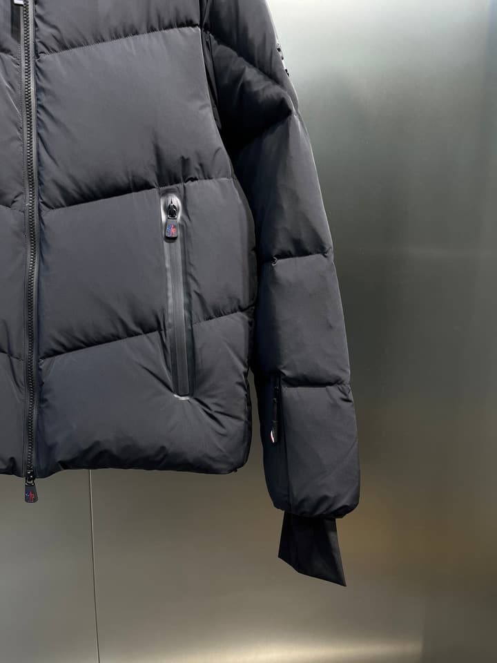 Moncler Grenoble Arcesaz Hooded Down Jacket in Black