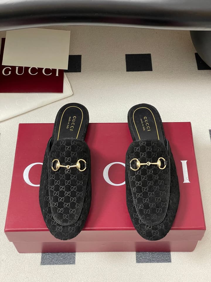Gucci Princetown Double G Suede Mules – 2025 Fall Collection in Black Suede With Silver Hardware