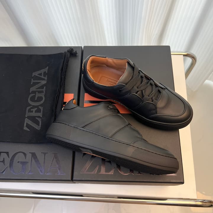 Zegna TIZIANO Calfskin Low-Top Sneakers in Black With White Sole