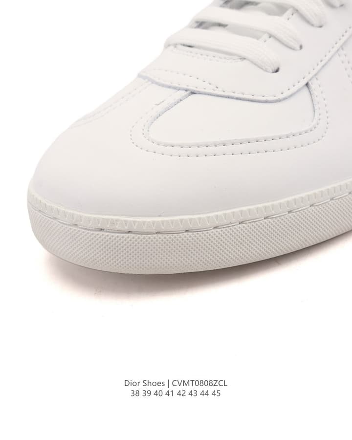 Dior Men's White Thick-Soled Sneakers – 25SS