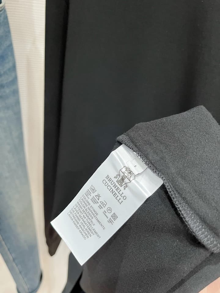 Brunello Cucinelli Men's Embroidered Logo Base Layer Top – 2025FW in Classic Black