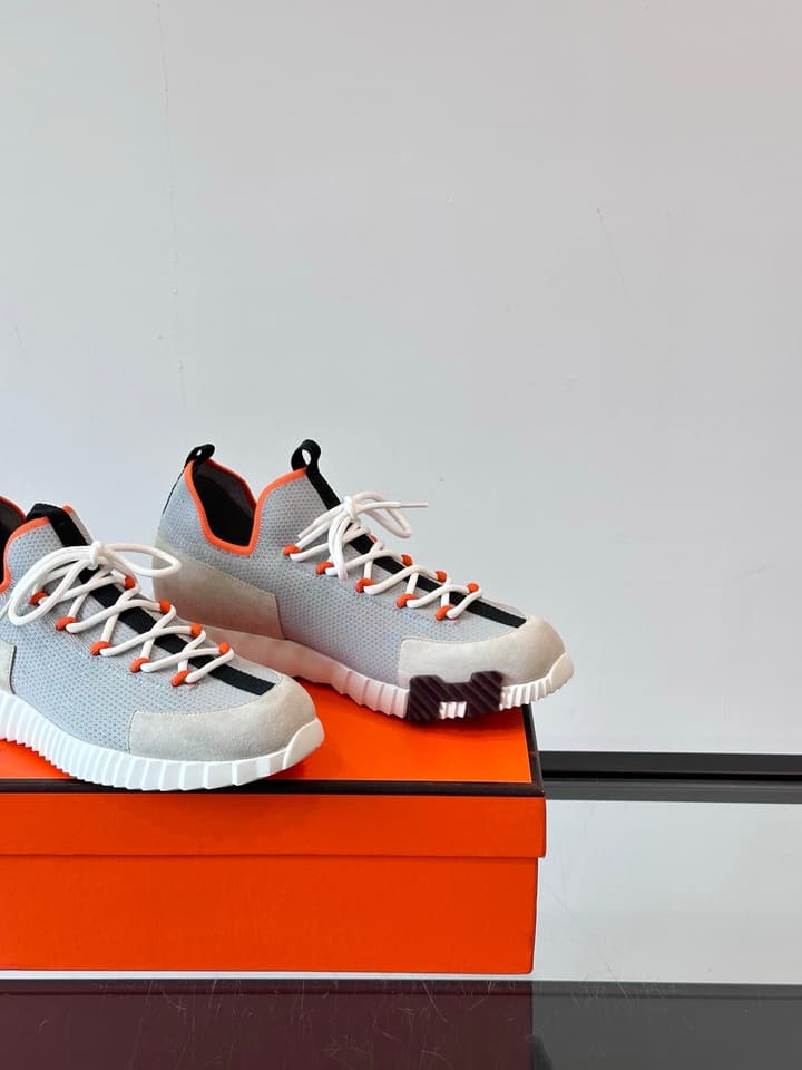 Hermès Men's Casual Sport Sneakers in All Black Knit