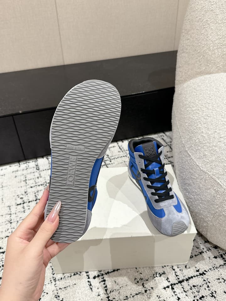 Loewe Flow Runner 2.0 Runway Sneakers – 25SS in All White With Gum Sole