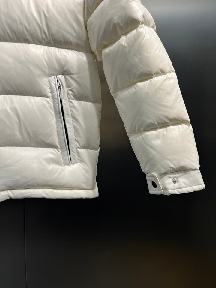 Moncler Maya Short Down Jacket – Kids Collection in Cream White