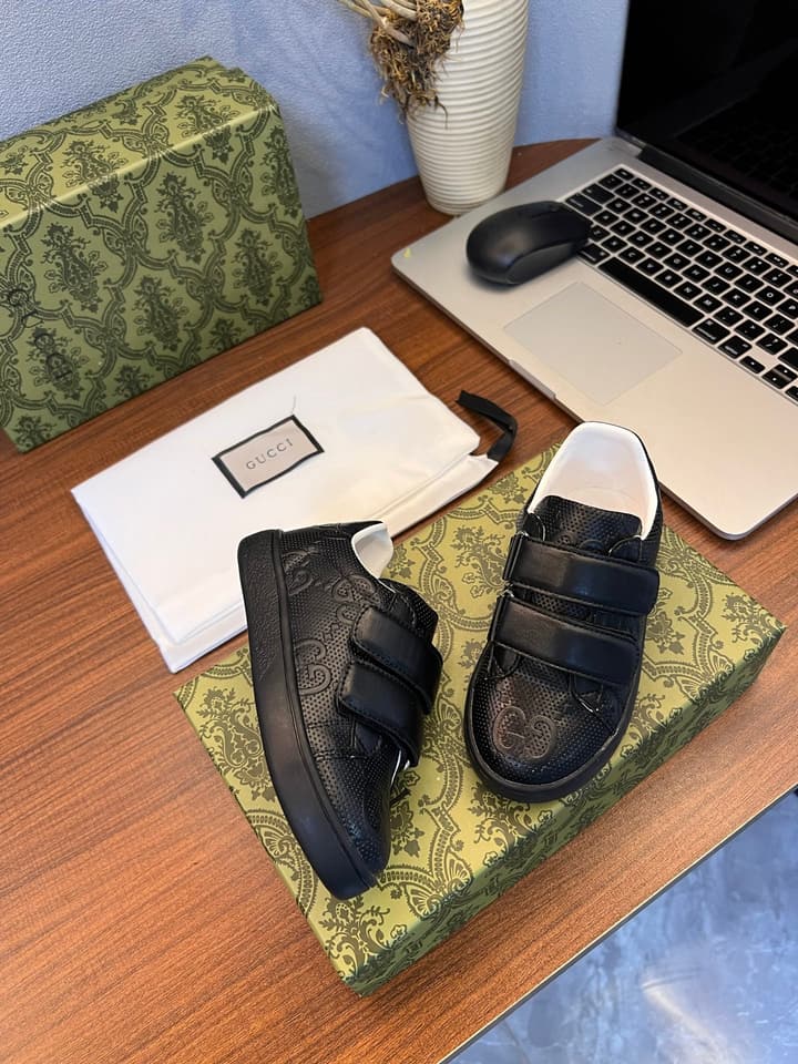 Gucci Kids Sheepskin-Lined Sneakers – Kids Collection