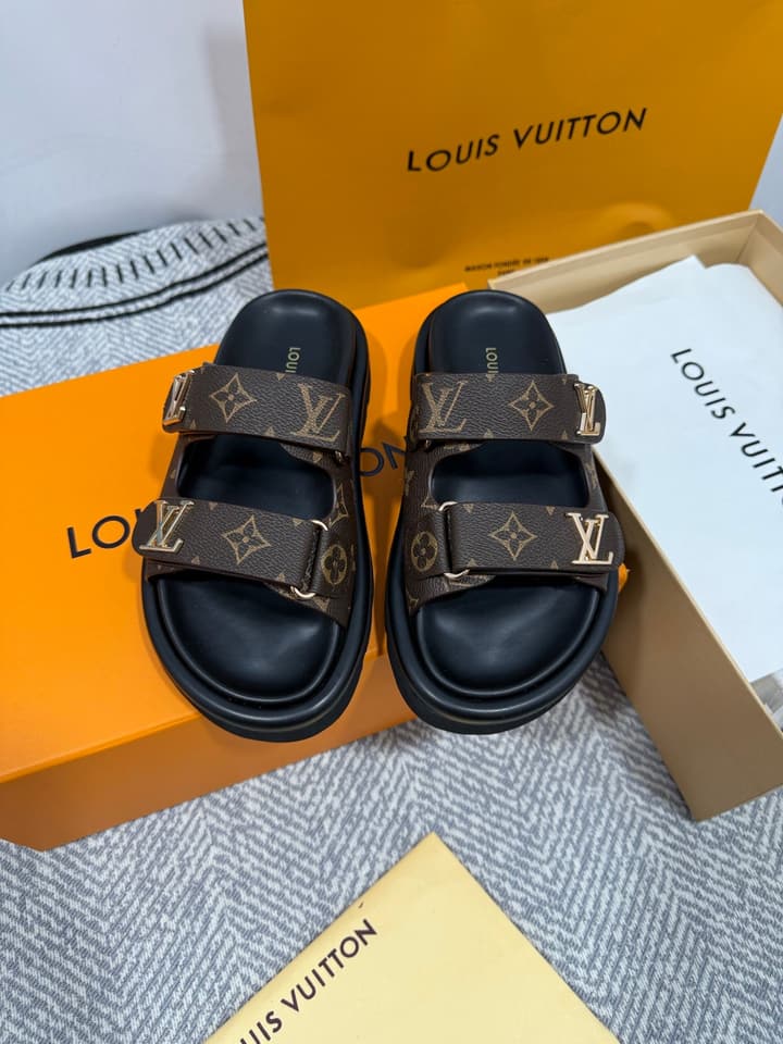 Louis Vuitton Velcro Platform Slippers – Spring/Summer 2024 in Monogram Black